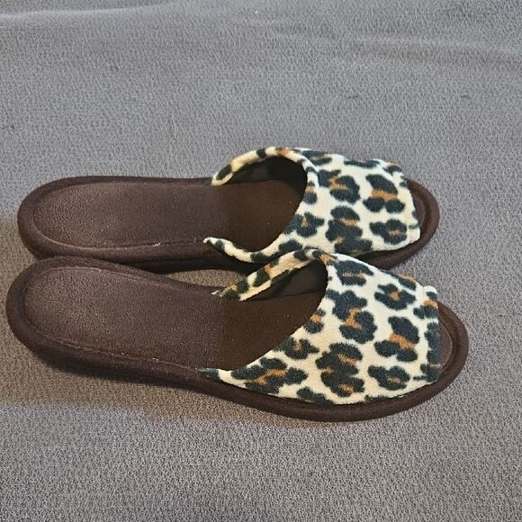 Leopard Print Slide Sandals - Picture 2 of 5